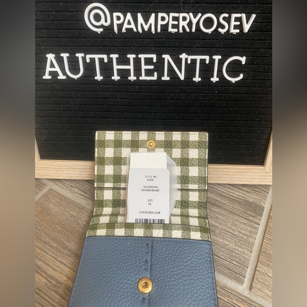 Tory Burch McGraw Flap Card Case - Picture 8 of 14